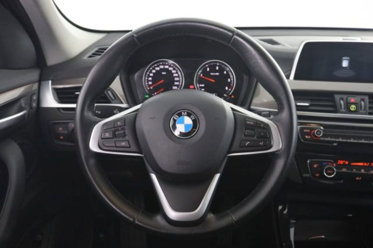 BMW X1 xDrive18d xLine Plus (5)