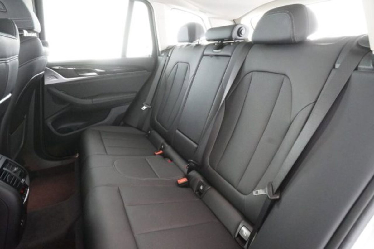 BMW X3 sDrive18d 48V Msport (3)