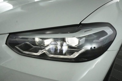 BMW X3 sDrive18d 48V Msport (9)