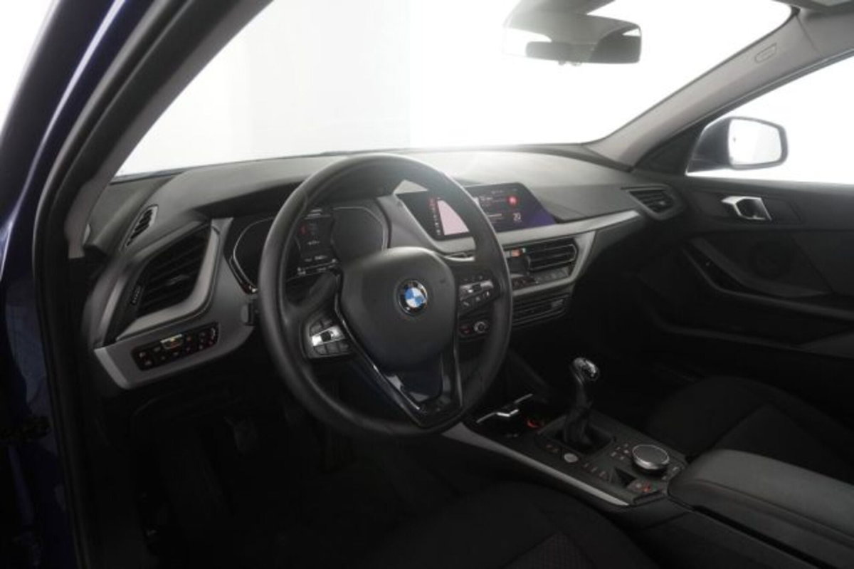 BMW Serie 1 116d 2.0 116CV cat 5 porte.It DPF (9)