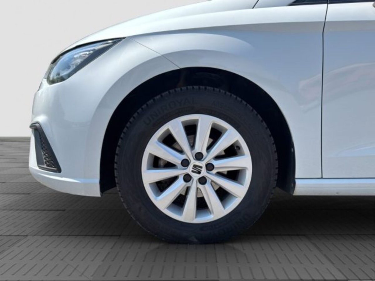SEAT Ibiza 1.0 mpi Style 80cv (16)