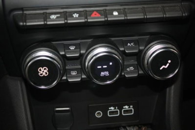 Renault Captur TCe 100 CV GPL Techno (14)