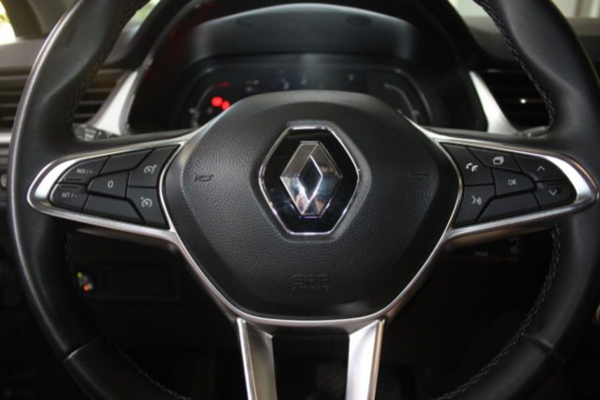 Renault Captur TCe 100 CV GPL Techno (16)