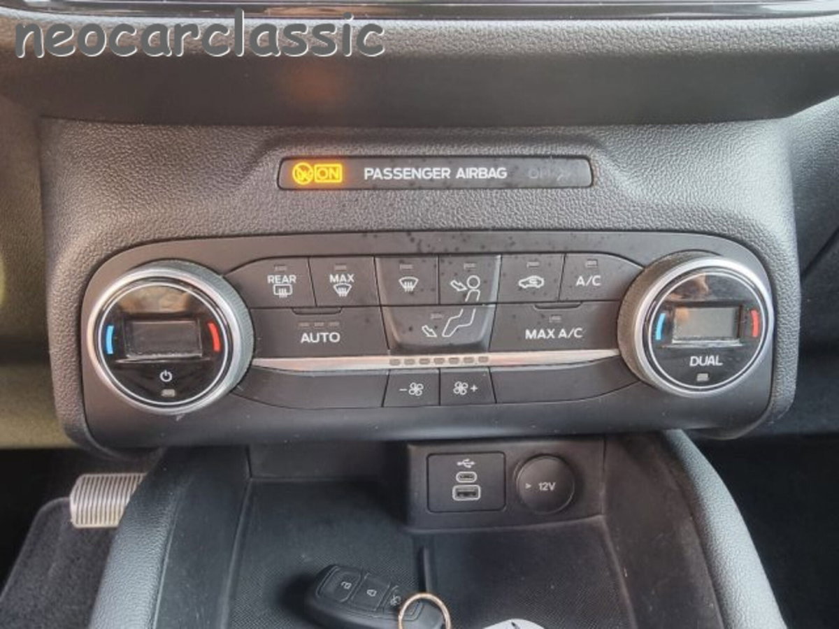 Ford Kuga 1.5 EcoBlue 120 CV aut. 2WD ST-Line X Design (9)