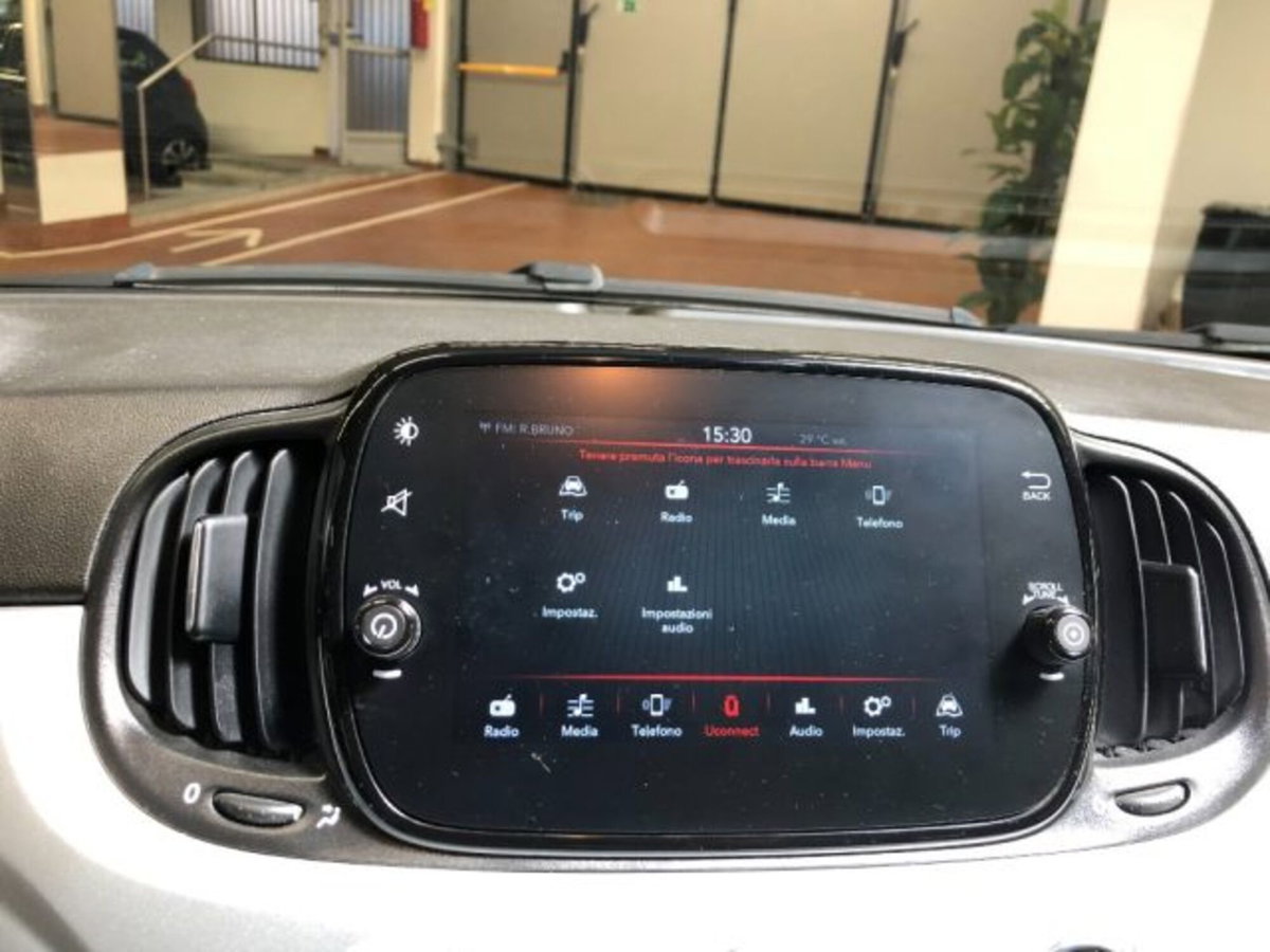 Fiat 500 1.0 Hybrid Connect (17)