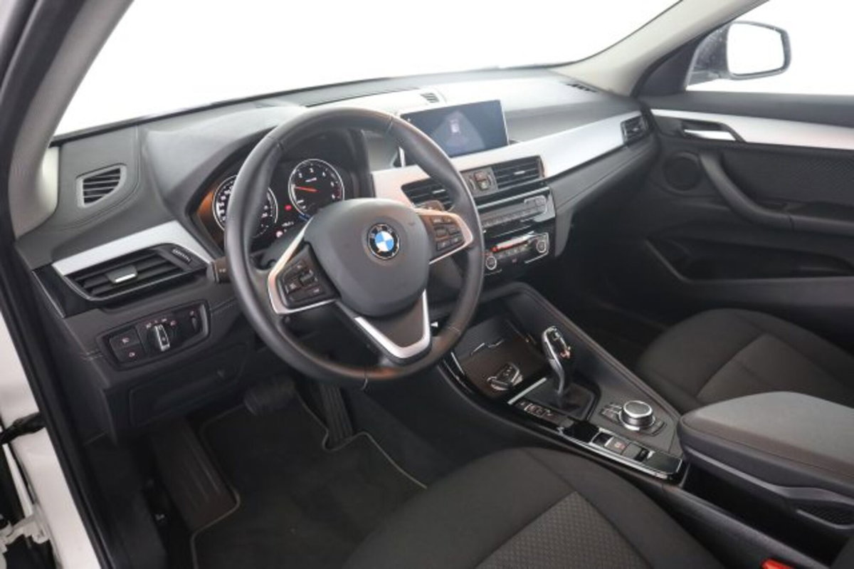 BMW X2 sDrive16d Business-X