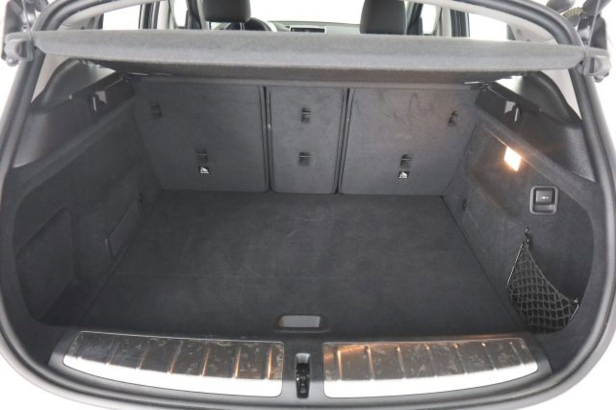 BMW X2 sDrive16d Business-X (6)