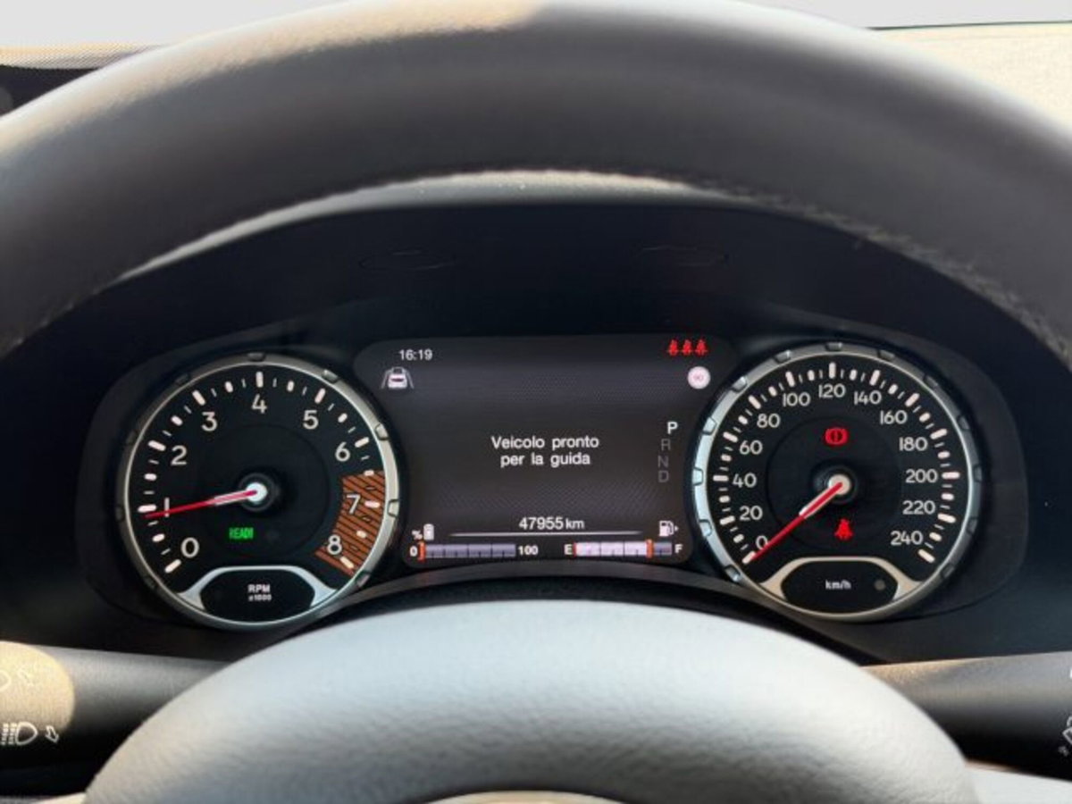 Jeep Renegade 1.5 Turbo T4 MHEV Limited (15)