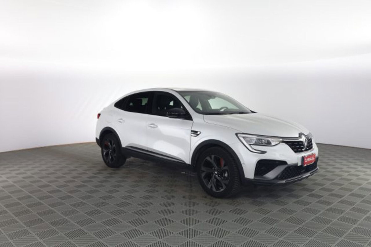 Renault Arkana E-Tech 145 CV R.S. Line (2)