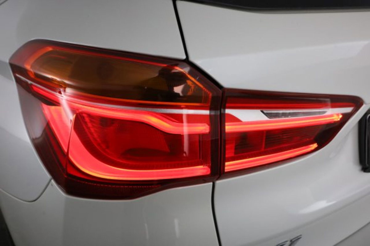 BMW X1 xDrive18d xLine Plus (10)