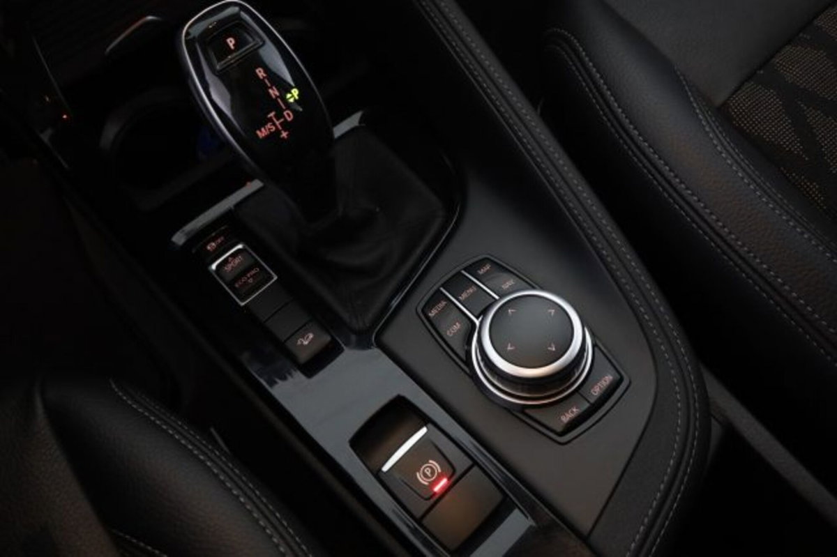 BMW X1 xDrive18d xLine Plus (13)