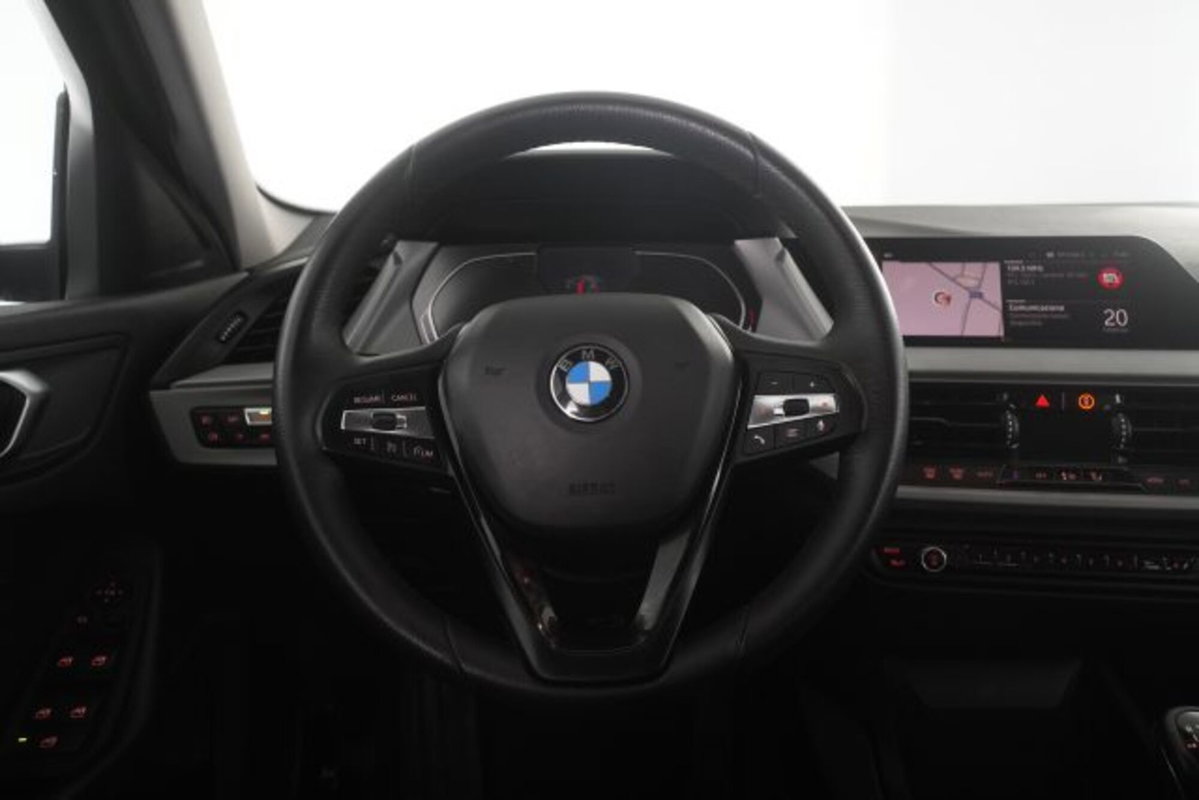 BMW Serie 1 116d 2.0 116CV cat 5 porte.It DPF (13)