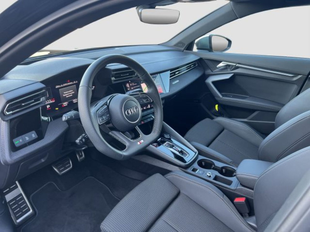 Audi A3 Sportback 40 TFSI quattro S tronic S line edition (9)