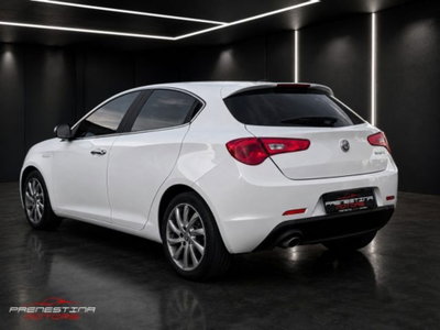 Alfa Romeo Giulietta 1.6 JTDm Super 120cv tct (3)