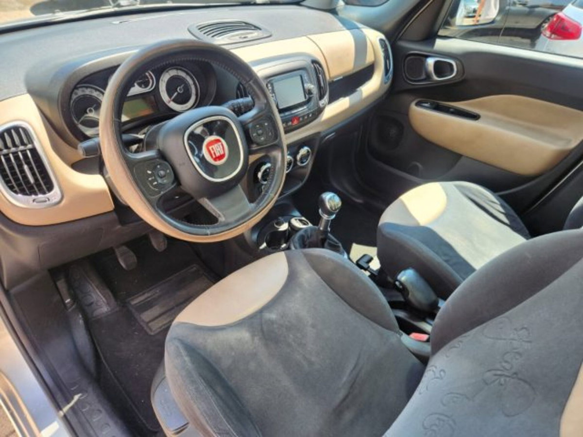 Fiat 500L 1.4 95 CV Lounge (14)