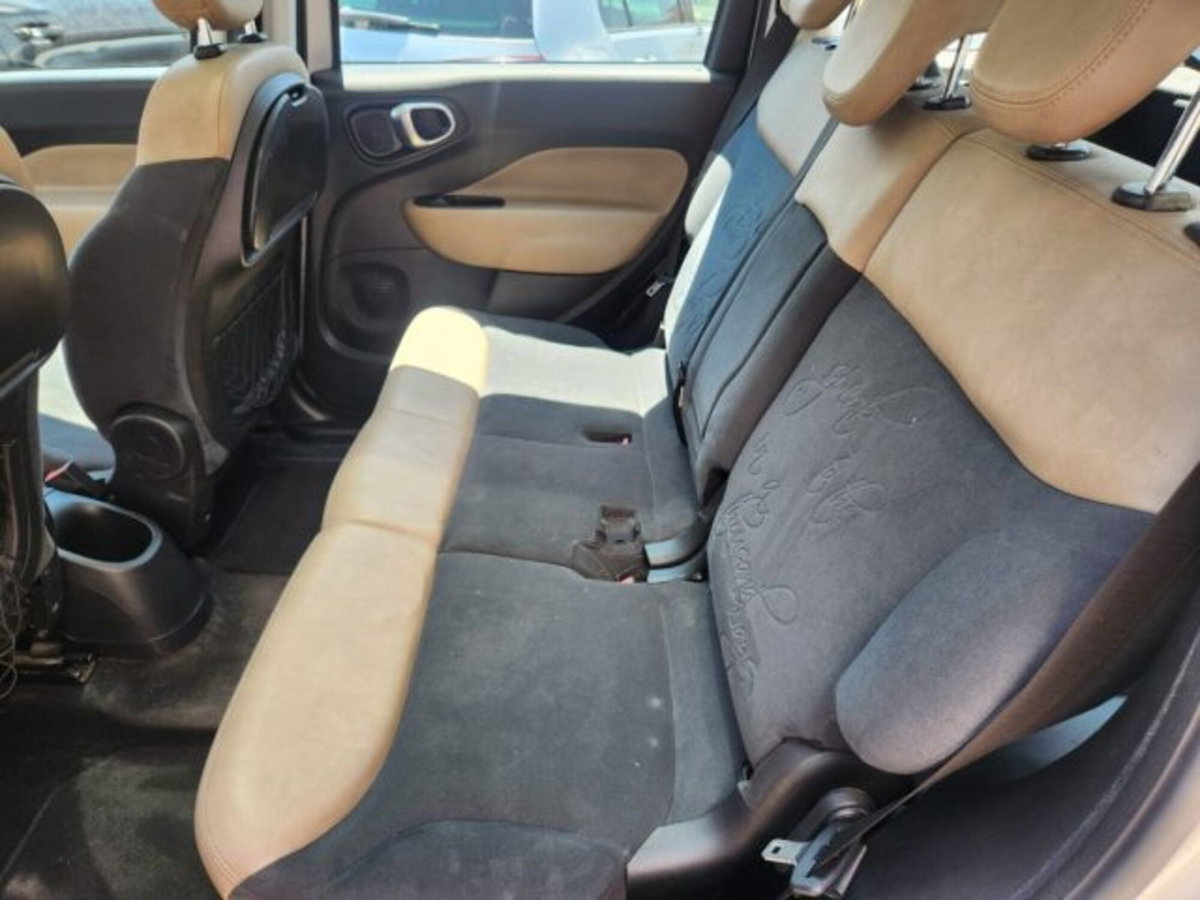 Fiat 500L 1.4 95 CV Lounge (18)