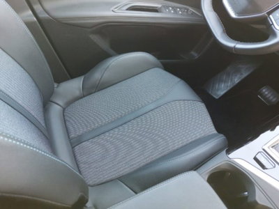 Peugeot 3008 BlueHDi 130 S&S EAT8 Allure Pack (17)
