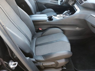 Peugeot 3008 BlueHDi 130 S&S EAT8 Allure Pack (5)