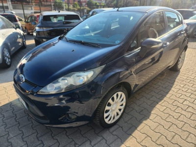 Ford Fiesta 1.4 5 porte Bz.- GPL Titanium usata