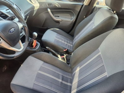 Ford Fiesta 1.4 5 porte Bz.- GPL Titanium (13)