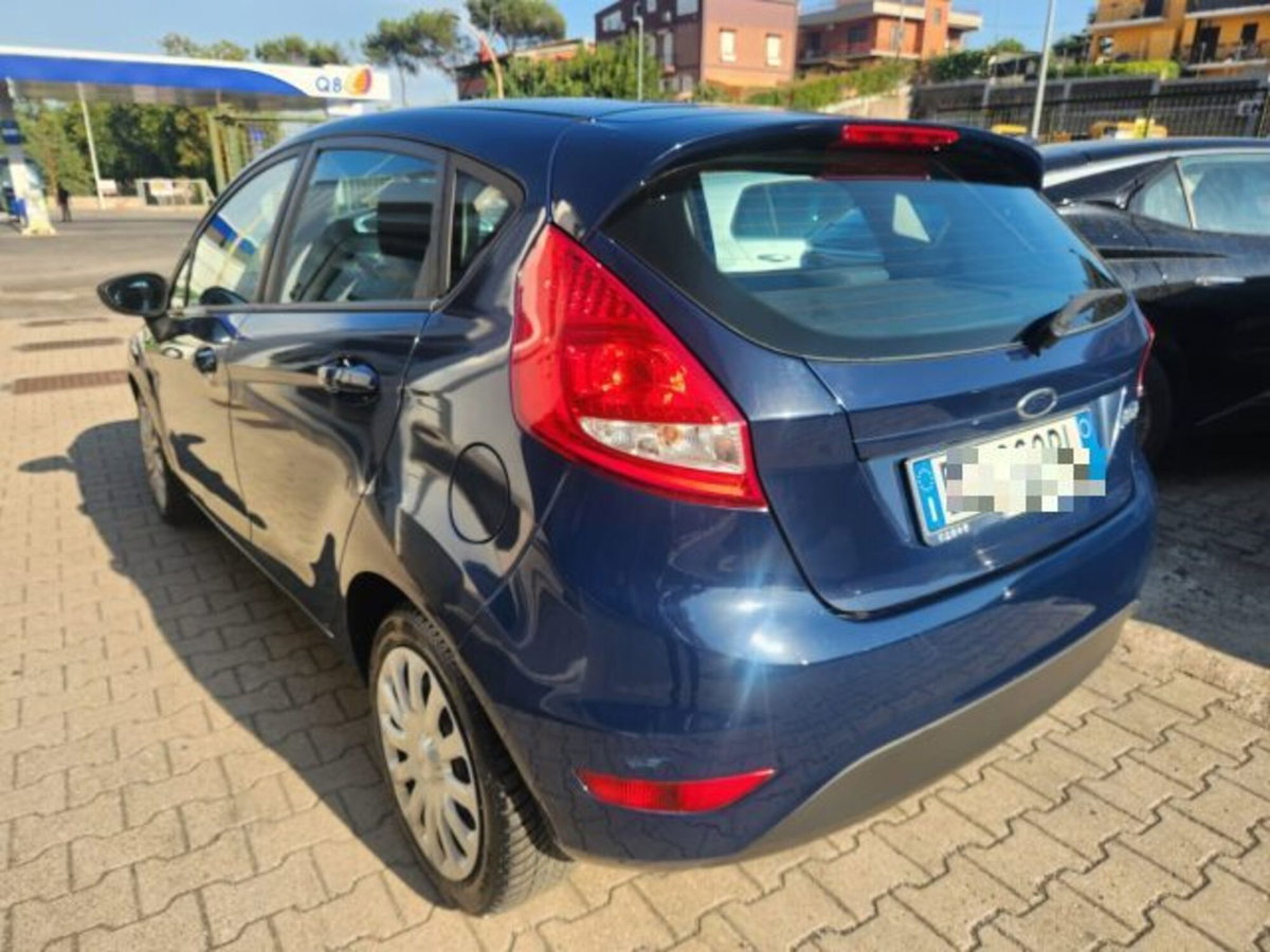 Ford Fiesta 1.4 5 porte Bz.- GPL Titanium (4)