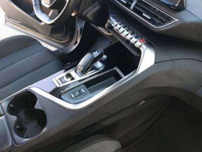 Peugeot 3008 BlueHDi 130 S&S EAT8 Active Business (18)