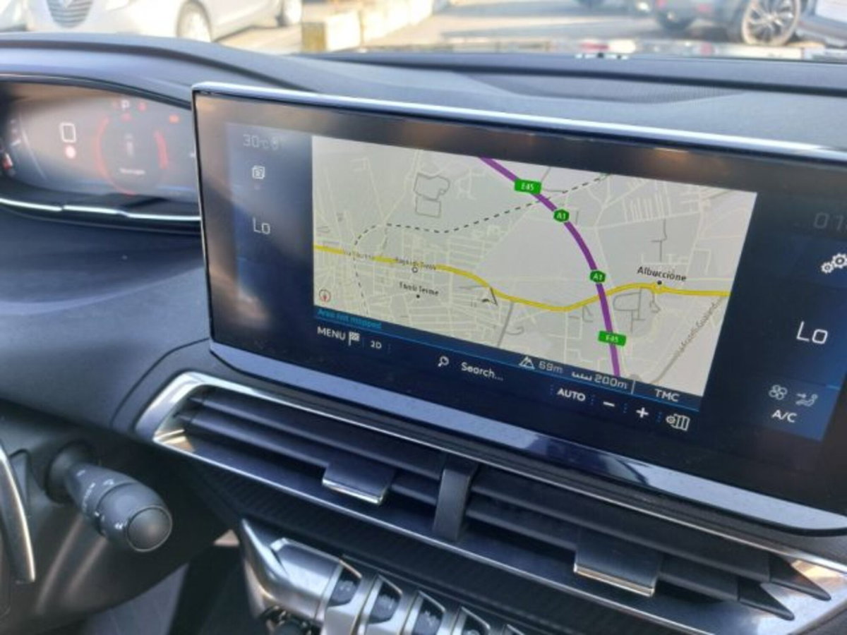 Peugeot 3008 BlueHDi 130 S&S EAT8 Active Business (19)
