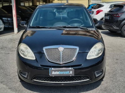 Lancia Ypsilon 1.2 Argento (2)