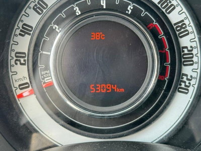 Fiat 500 1.0 Hybrid Club (9)