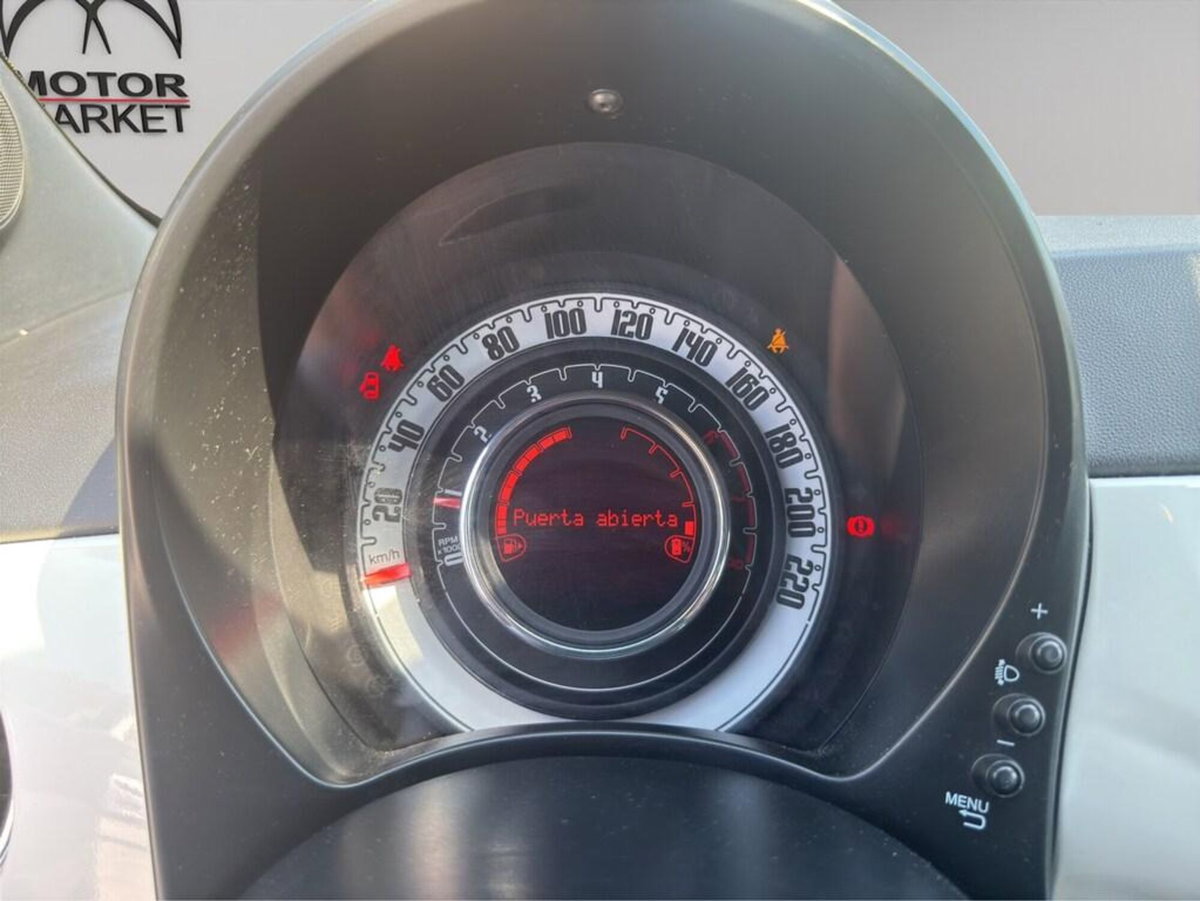 Fiat 500 1.0 Hybrid Club (11)