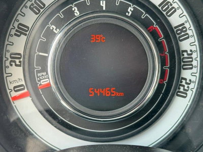 Fiat 500 1.0 Hybrid Club (9)