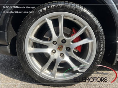 Porsche Cayenne 4.8 Turbo (10)