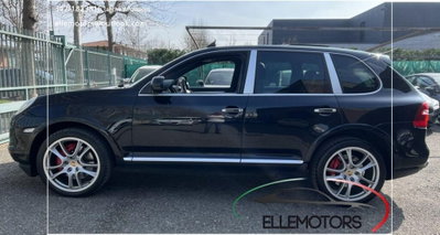 Porsche Cayenne 4.8 Turbo (4)