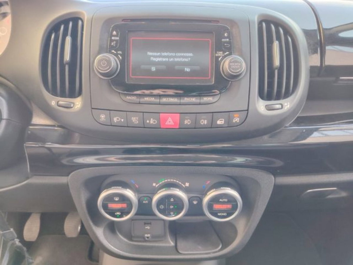 Fiat 500L 1.6 Multijet 105 CV Trekking (11)