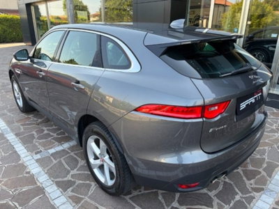Jaguar F-Pace 2.0 D 180 CV Prestige (2)