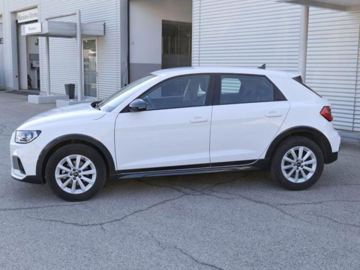 Audi A1 allstreet Allstreet 25 1.0 tfsi Business 95cv (2)