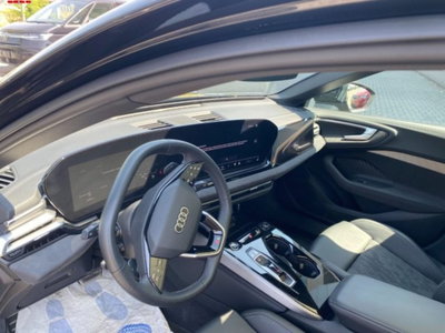 Audi A5 Avant 2.0 tdi mhev+ S line edition 204cv s-tronic (9)