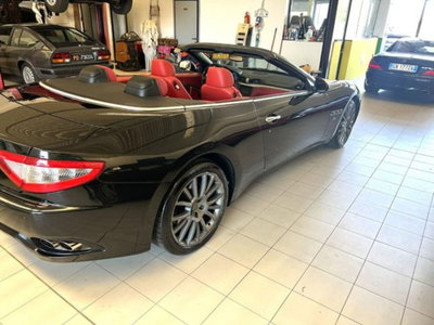 Maserati Grancabrio 4.7 V8 (3)