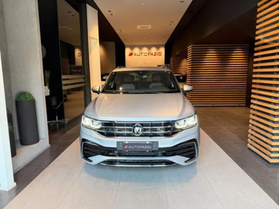 Volkswagen Tiguan 2.0 TDI 150 CV SCR DSG 4MOTION R-Line usata