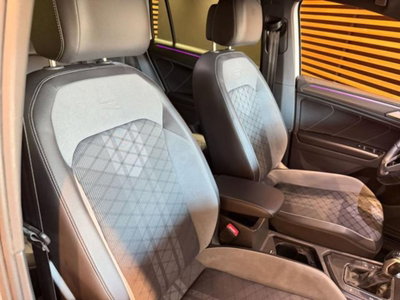 Volkswagen Tiguan 2.0 TDI 150 CV SCR DSG 4MOTION R-Line (14)