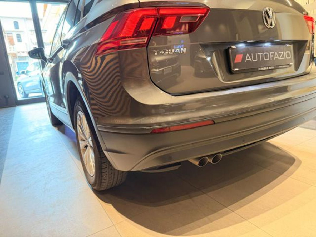 Volkswagen Tiguan 2.0 TDI SCR 4MOTION Executive BlueMotion Technology (9)