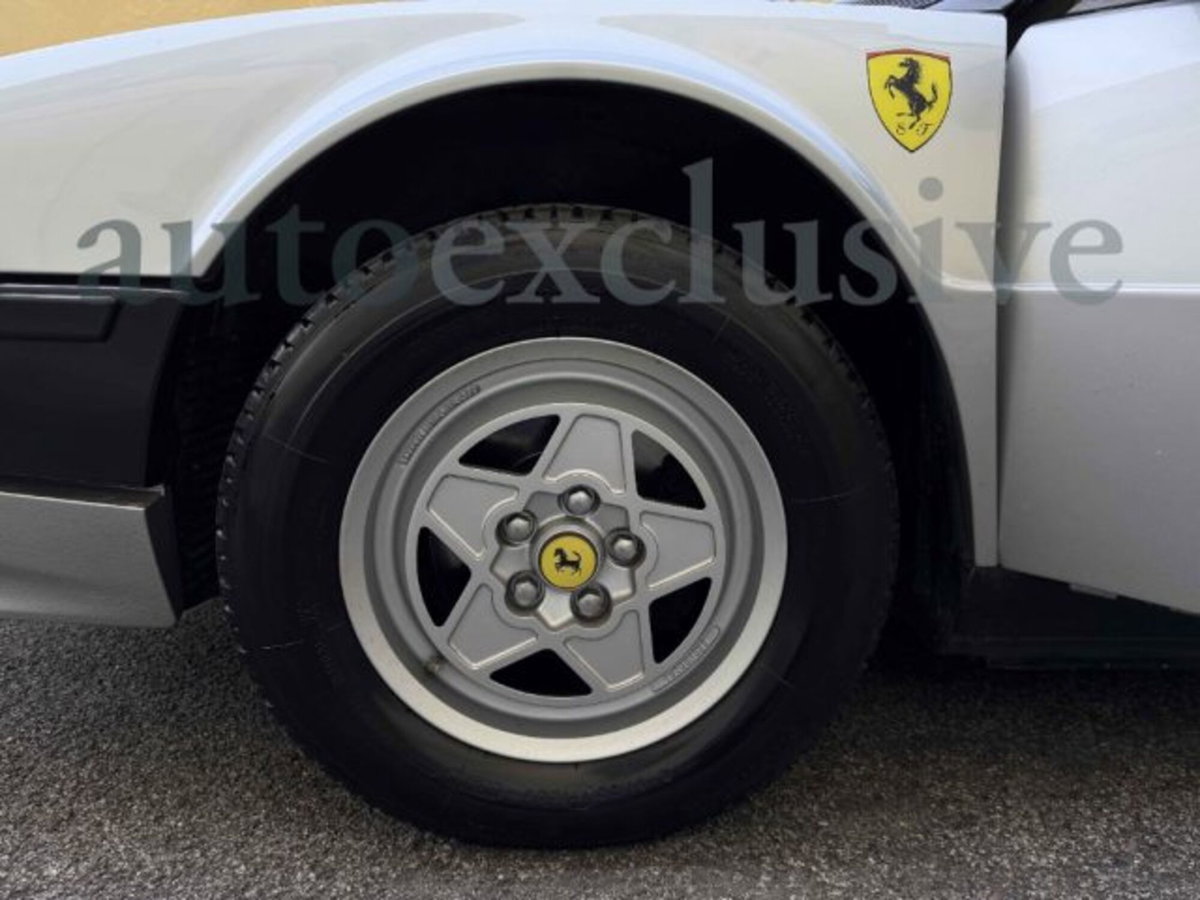 Ferrari Mondial Spider Cabriolet (15)