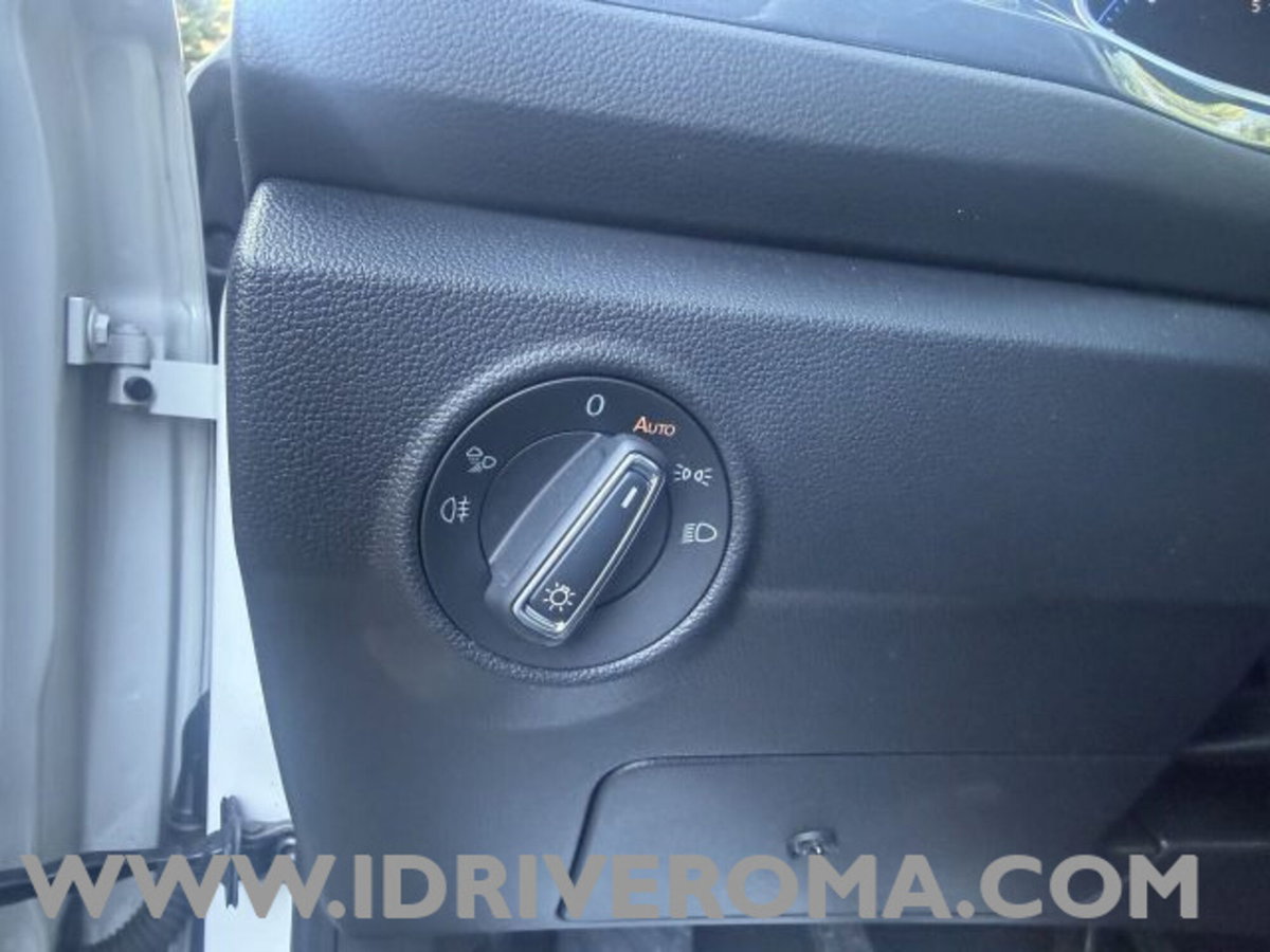 Volkswagen T-Roc 1.0 TSI Style (15)