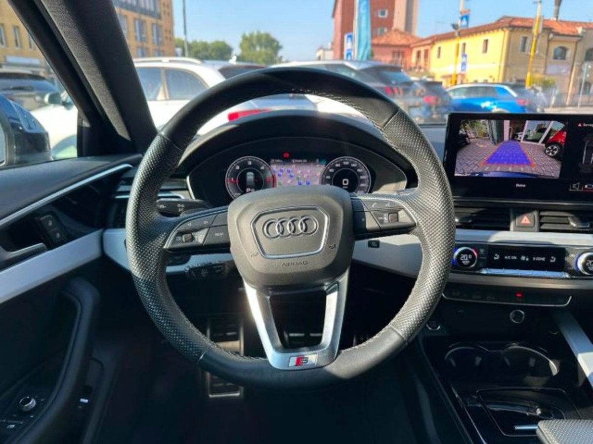 Audi A4 Avant 40 TFSI quattro S tronic S line edition (10)