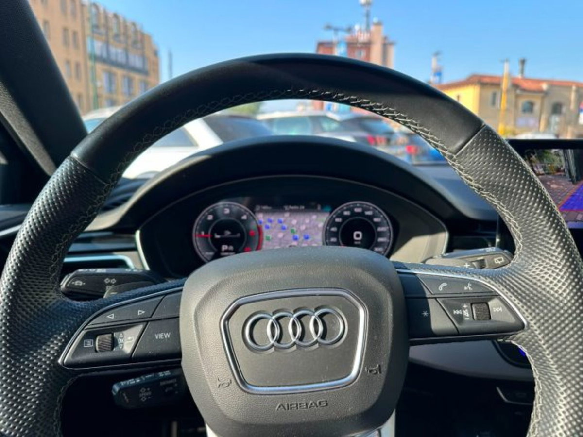 Audi A4 Avant 40 TFSI quattro S tronic S line edition (11)