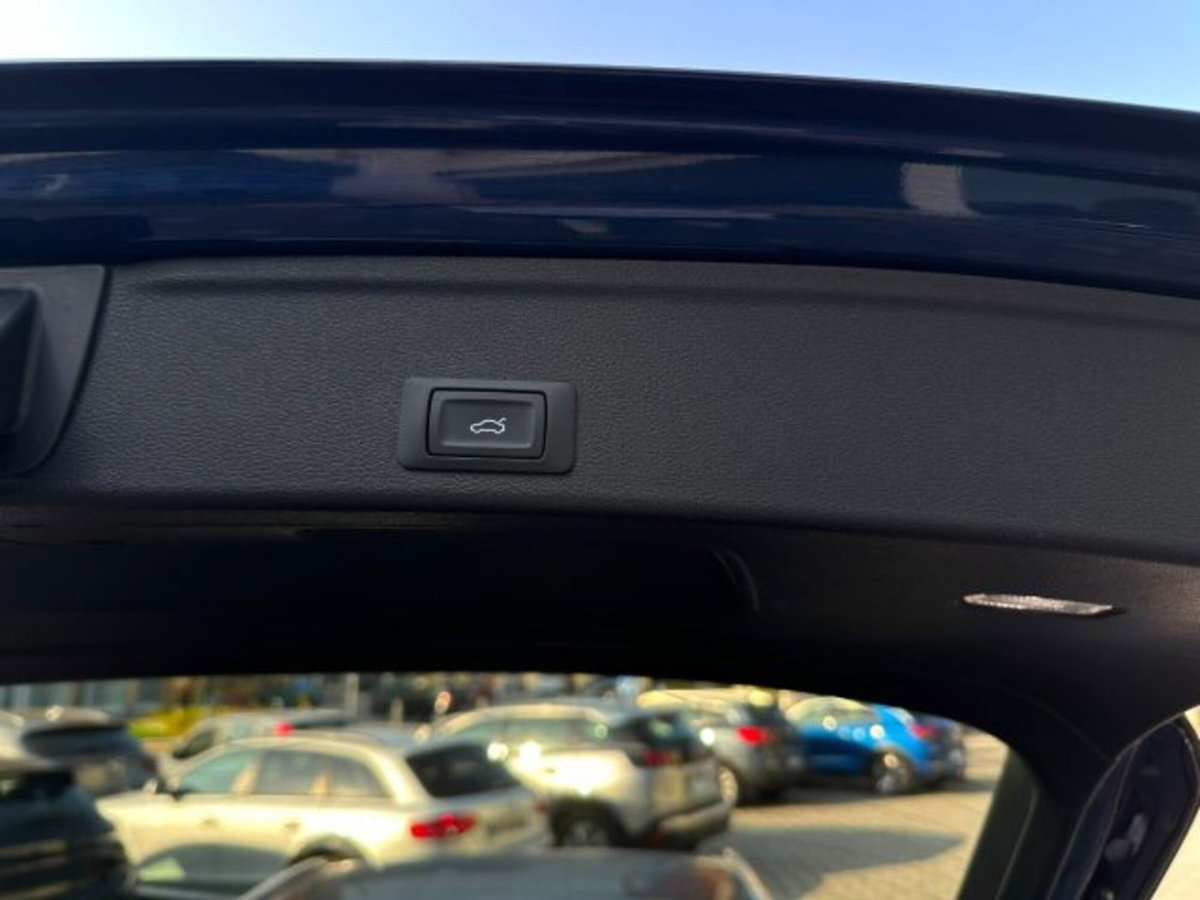Audi A4 Avant 40 TFSI quattro S tronic S line edition (13)