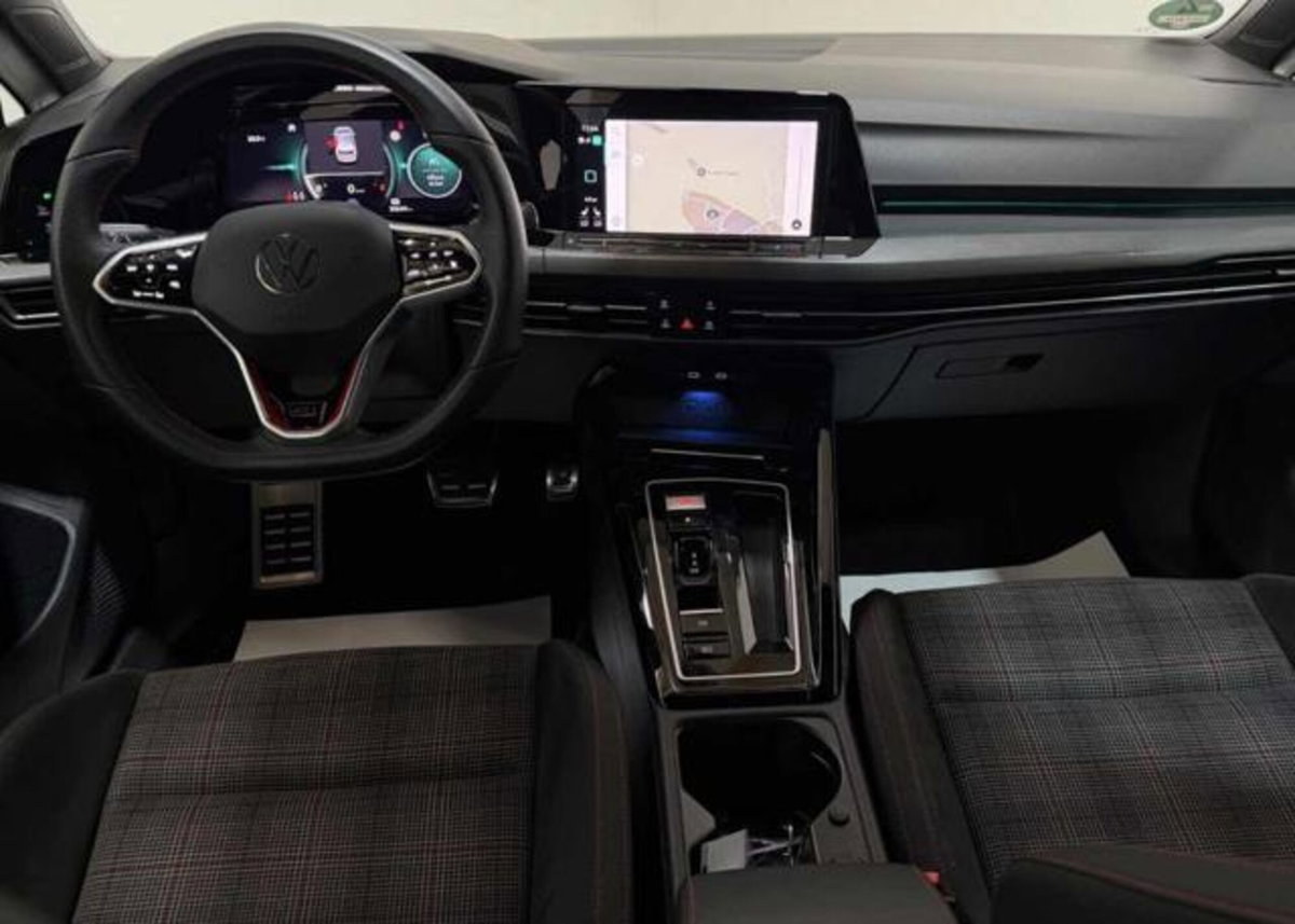 Volkswagen Golf 2.0 TSI GTI DSG (11)