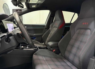 Volkswagen Golf 2.0 TSI GTI DSG (9)