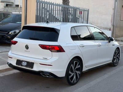 Volkswagen Golf 2.0 TDI 150 CV SCR R-Line (4)