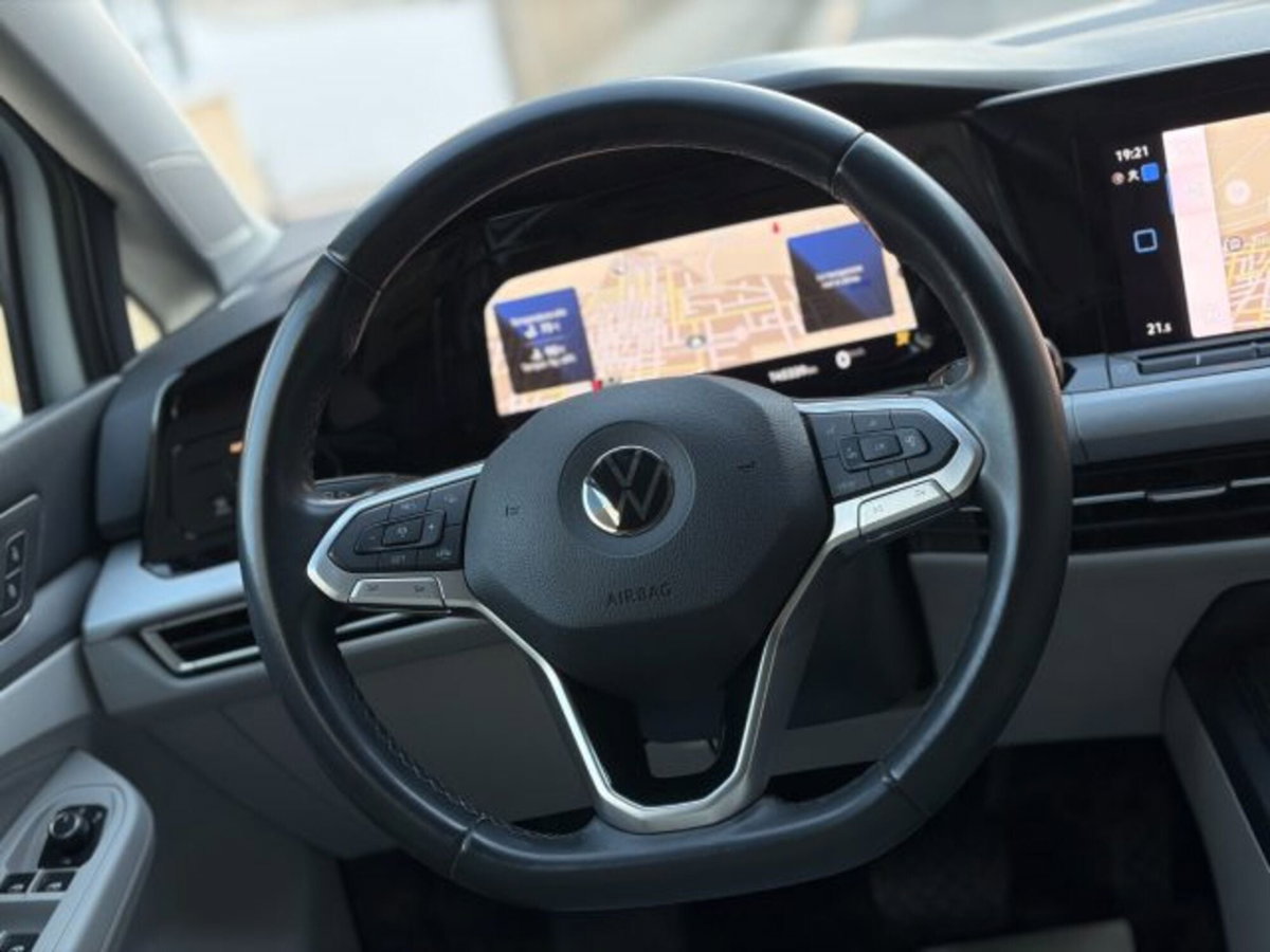 Volkswagen Golf Variant 2.0 tdi Style 150cv dsg (13)